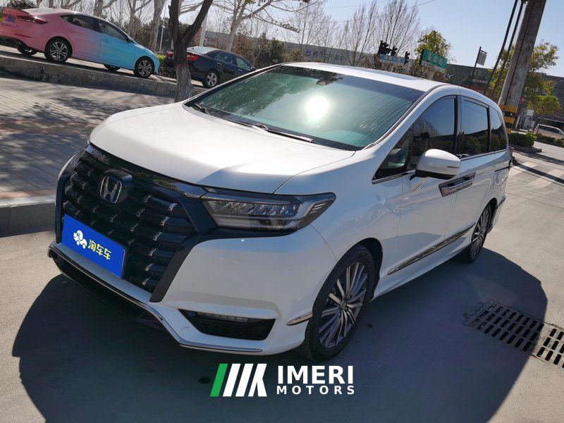 Honda Elysion Hybrid 2.0L Luxury Edition