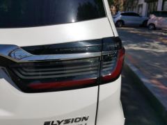 Honda Elysion PHEV 2.0L Luxury Edition - ფოტო 5