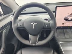 Tesla Model Y Rear-Wheel Drive - ფოტო 4