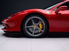 Ferrari F8 Tributo 3.9T V8 - ფოტო 8