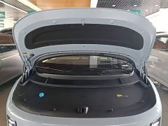 Li Auto i8 Standard Edition - фото 19