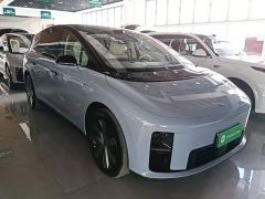 Li Auto i8 Standard Edition - фото 3