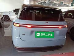 Li Auto i8 Standard Edition - фото 5