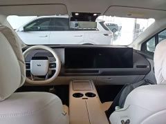 Li Auto i8 Standard Edition - фото 9