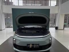 Li Auto L6 Max Smart Refresh Edition - ფოტო 5