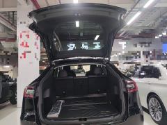 Tesla Model Y Standard Range RWD - photo 18