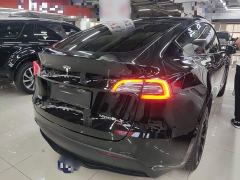 Tesla Model Y Standard Range RWD - photo 6