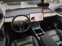 Tesla Model Y Standard Range RWD - photo 9