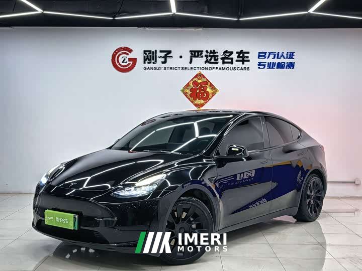 Tesla Model Y Facelift Rear-Wheel Drive