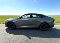 Changan UNI-V 1.5T Premium Edition - ფოტო 11
