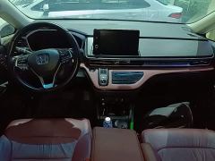 Honda Odyssey 2.0L e:HEV Premium - ფოტო 9