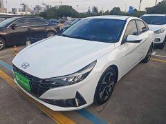 Hyundai Elantra 1.5L CVT Luxury - ფოტო 1