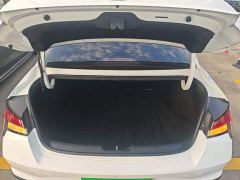 Hyundai Elantra 1.5L CVT Luxury - ფოტო 18