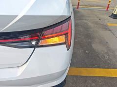 Hyundai Elantra 1.5L CVT Luxury - ფოტო 7