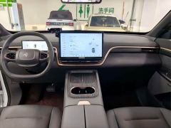 Dongfeng eπ008 636Max Pure Electric 6-Seater - photo 7