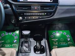 Lexus ES 200 Excellence Edition - фото 12