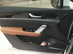 BYD Tang DM-i Honor Edition 1.5T 112km Precursor Premium 7-seater - ფოტო 12