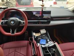 BMW 5 Series 525Li M Sport Package - ფოტო 16