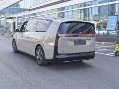 Li Auto Li Xiang MEGA Ultra - ფოტო 4