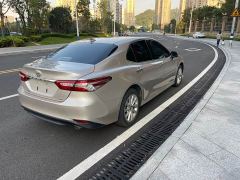 Toyota Camry 2.0G Luxury - ფოტო 7