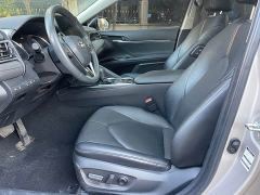 Toyota Camry 2.0G Luxury - ფოტო 8