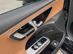 Mercedes-Benz E-Class E 260 L 4MATIC - photo 9