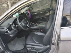 Toyota Camry 2.0G Luxury Edition - photo 16