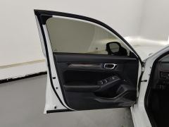 Honda Civic 240TURBO CVT Vigorous Edition - photo 12