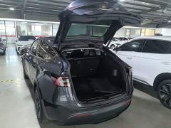 Tesla Model Y Rear-Wheel Drive - ფოტო 18