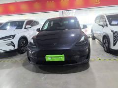 Tesla Model Y Rear-Wheel Drive - ფოტო 2