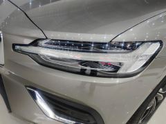 Volvo S60 B4 Smart Luxury Edition - фото 4