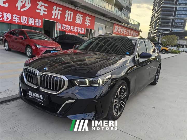 BMW 5 Series 525Li M Sport Package - автомобиль из Китая