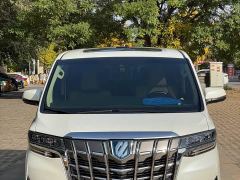 Toyota Alphard Hybrid 2.5L Premium Edition - photo 2