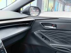 Toyota Avalon 2.5L Touring Premium Edition - ფოტო 9