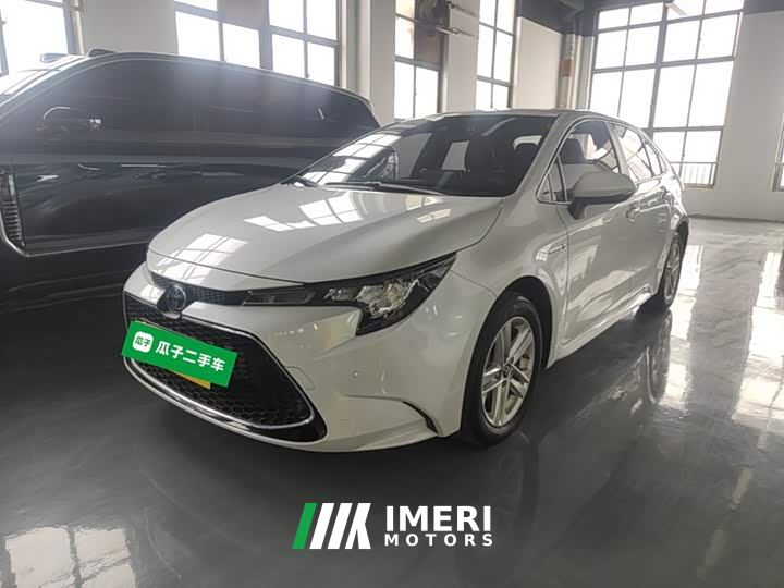 Toyota Corolla Hybrid 1.8H E-CVT Luxury