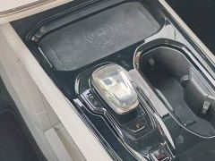 Volvo EM90 Ultra Six-Seater - photo 14