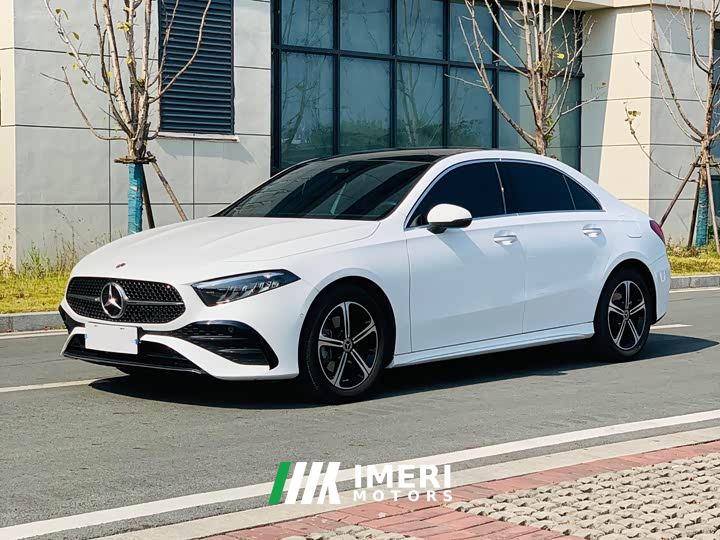 Mercedes-Benz A-Class Facelift A 200 L Fashion Edition