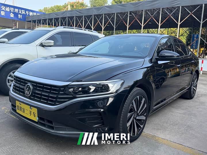 Volkswagen Passat 330TSI Elite
