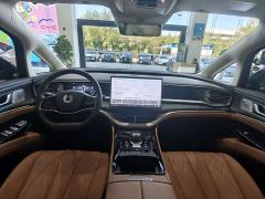 Denza D9 DM-i 980 Four-Wheel Drive Premium - фото 14