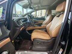 Denza D9 DM-i 980 Four-Wheel Drive Premium - фото 9