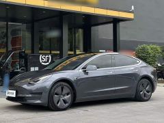 Tesla Model 3 Rear-Wheel Drive - ფოტო 1