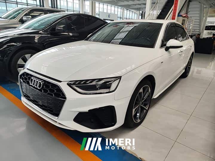 Audi A4L 40 TFSI Fashion Dynamic