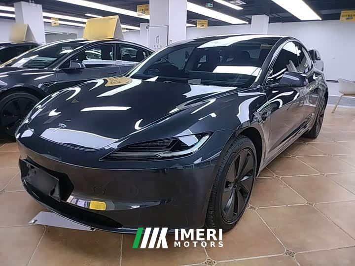 Tesla Model 3 Long Range All-Wheel Drive