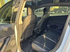 Tesla Model Y Rear-Wheel Drive - ფოტო 5