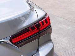 Lexus LS 500h Elite Edition - ფოტო 7