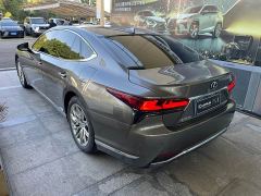 Lexus LS 500h Luxury - ფოტო 5