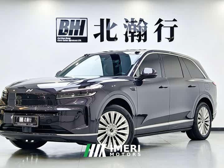 Onvo L90 Ultra Six-Seater - автомобиль из Китая