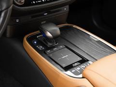 Lexus LS 500h Executive - ფოტო 12