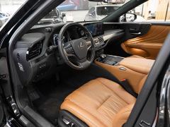 Lexus LS 500h Executive - ფოტო 8