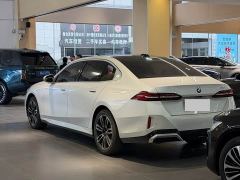 BMW 5 Series 525Li Luxury Package - фото 10